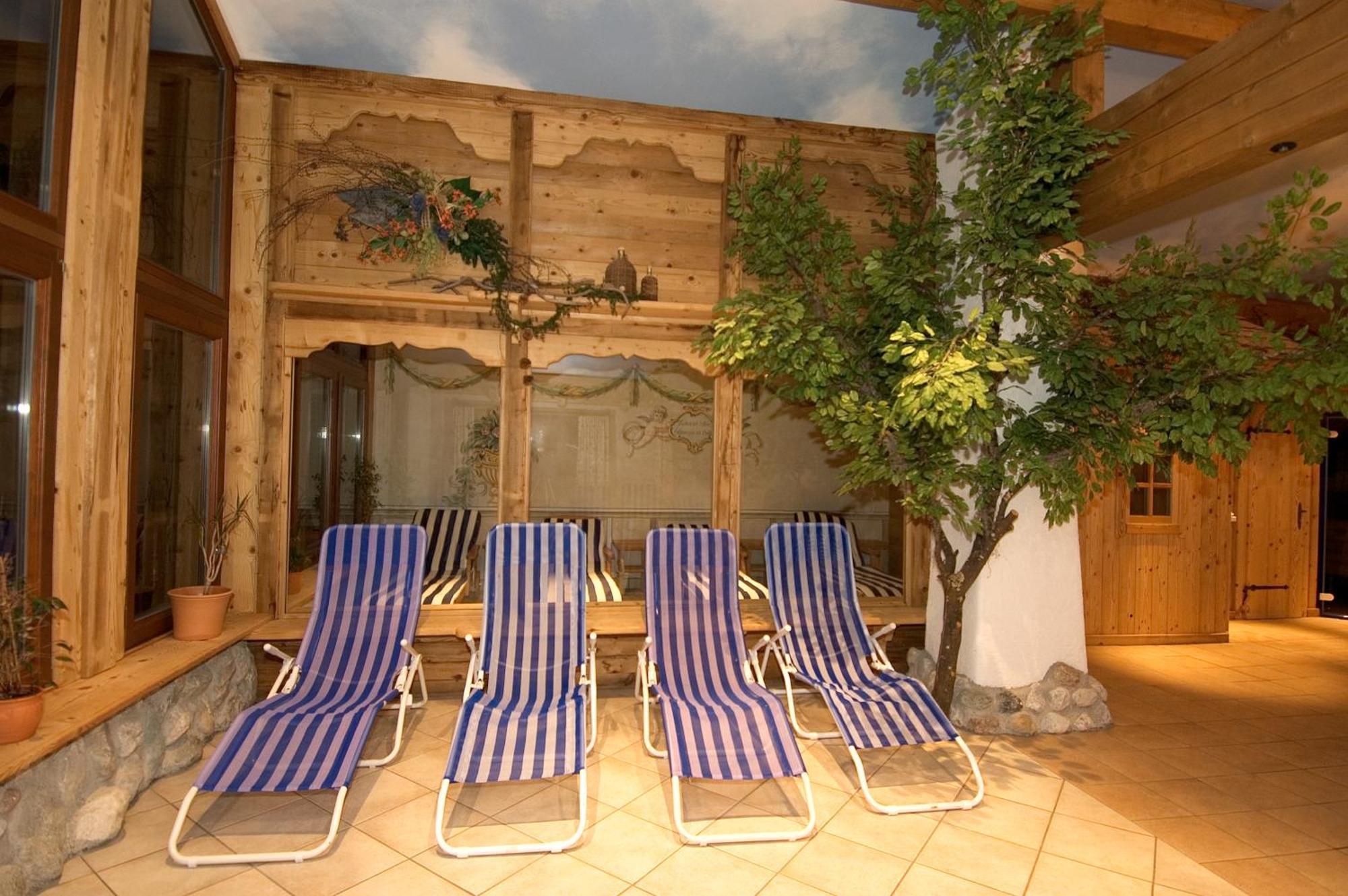 Das Gruenholz Aparthotel Mühlbach am Hochkönig Buitenkant foto