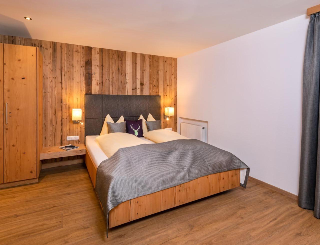 Das Gruenholz Aparthotel Mühlbach am Hochkönig Buitenkant foto