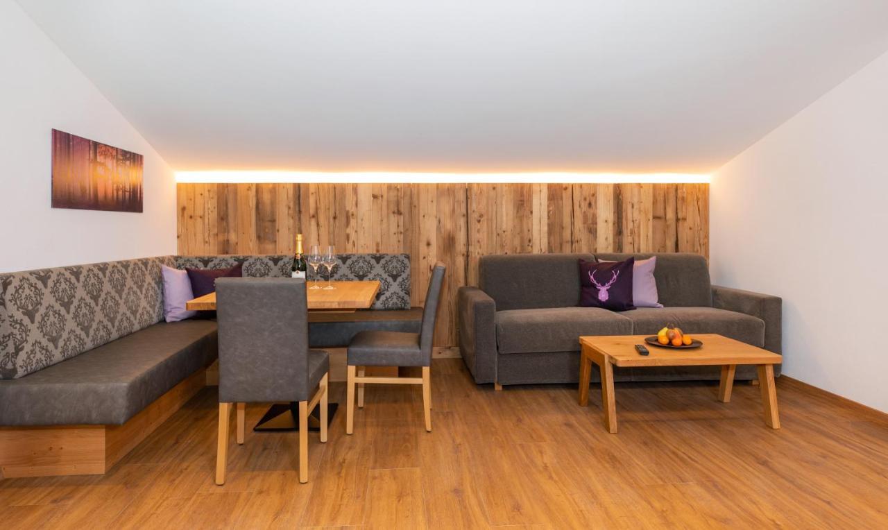 Das Gruenholz Aparthotel Mühlbach am Hochkönig Buitenkant foto